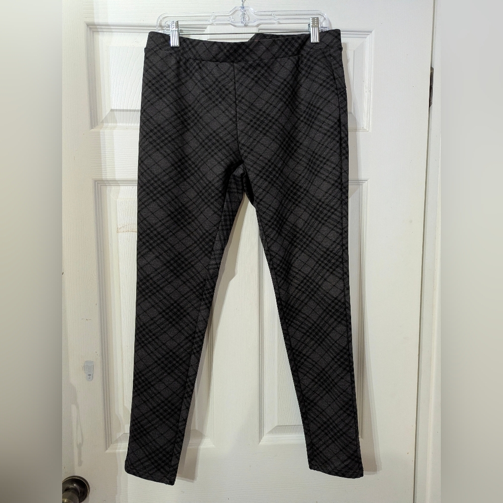 Hot Kiss Black/Grey Plaid Pants Women's/JuniorsXL